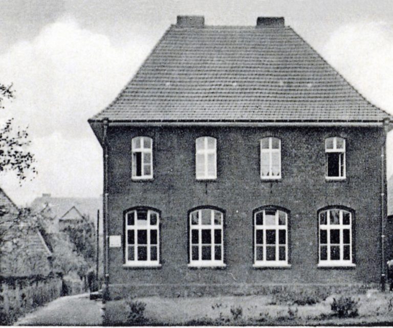 Altes Amtshaus (Knabenschule) (Nr. 3)